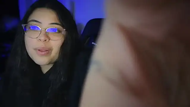 Snapshot of drizzypeach602 chatting on January 2025 06:40:01 AM drizzypeach602 online show from January 2025 06:40:01 AM