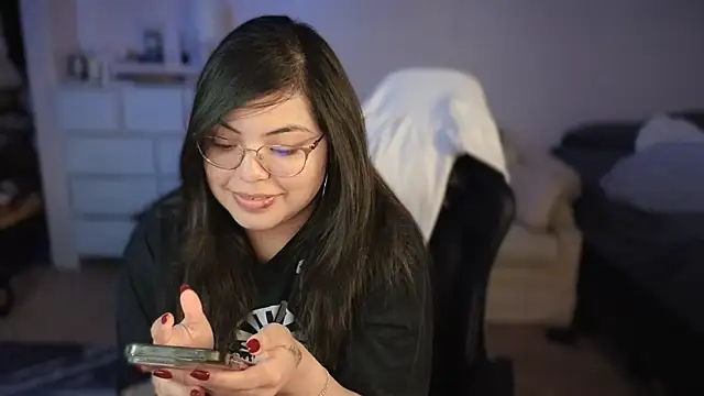 Snapshot of drizzypeach602 chatting on January 2025 05:21:02 AM drizzypeach602 online show from January 2025 05:21:02 AM