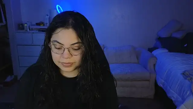 Snapshot of drizzypeach602 chatting on February 2025 02:26:02 AM drizzypeach602 online show from February 2025 02:26:02 AM