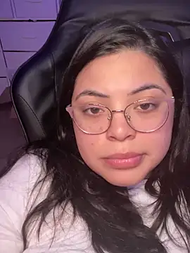 Snapshot of drizzypeach602 chatting on February 2025 07:23:02 AM drizzypeach602 online show from February 2025 07:23:02 AM