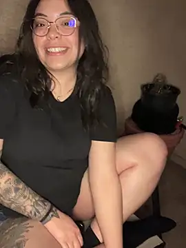 Snapshot of drizzypeach602 chatting on February 2025 03:26:02 AM drizzypeach602 online show from February 2025 03:26:02 AM