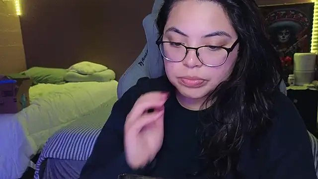 Snapshot of drizzypeach602 chatting on October 2025 02:51:02 AM drizzypeach602 online show from October 2025 02:51:02 AM