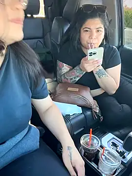 Snapshot of drizzypeach602 chatting on November 2025 08:19:02 PM drizzypeach602 online show from November 2025 08:19:02 PM