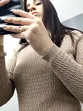 Snapshot of Amira_Milker chatting on February 2025 03:36:02 PM Amira Milker online show from February 2025 03:36:02 PM