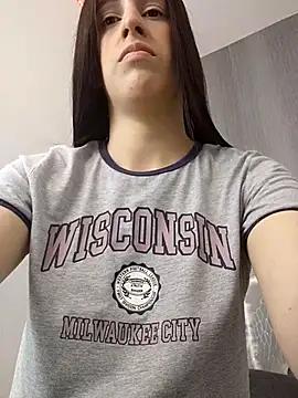 Snapshot of Amira_Milker chatting on March 2025 01:10:02 PM Amira Milker online show from March 2025 01:10:02 PM