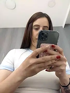 Snapshot of Amira_Milker chatting on September 2025 01:11:02 PM Amira Milker online show from September 2025 01:11:02 PM