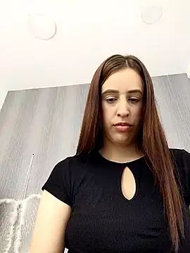 Snapshot of Amira_Milker chatting on September 2025 01:24:02 PM Amira Milker online show from September 2025 01:24:02 PM