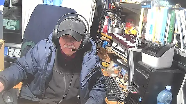 nonnomaturobisex online show from February 2025 08:11:02 AM