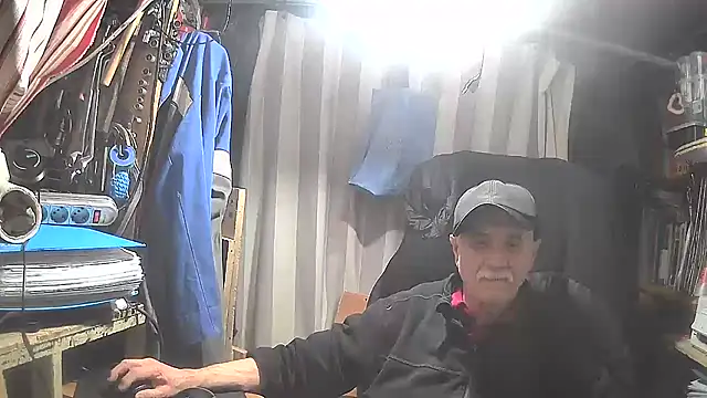 nonnomaturobisex online show from February 2025 03:16:02 PM