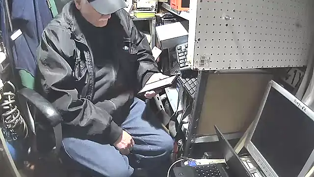 nonnomaturobisex online show from March 2025 03:09:01 PM