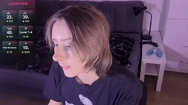 Snapshot of mothkink chatting on December 2025 06:15:01 PM mothkink online show from December 2025 06:15:01 PM