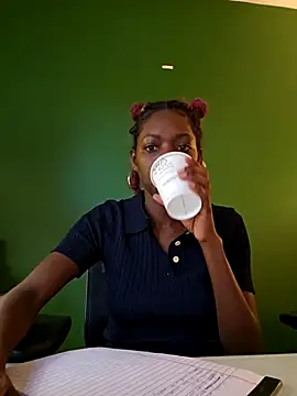 oliviaprettypussy online show from March 2026 02:31:02 PM