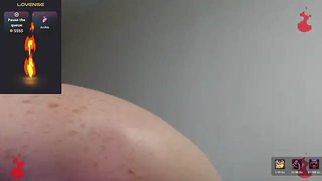 Snapshot of TONY_WHITE_7 chatting on April 2026 12:57:02 AM TONY WHITE 7 online show from April 2026 12:57:02 AM