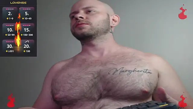 Snapshot of TONY_WHITE_7 chatting on April 2026 12:46:02 AM TONY WHITE 7 online show from April 2026 12:46:02 AM