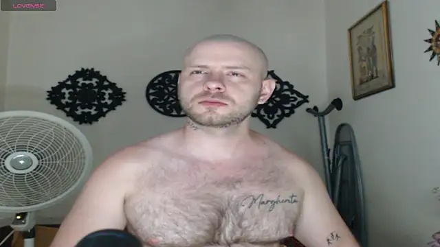 Snapshot of TONY_WHITE_7 chatting on May 2026 01:24:02 AM TONY WHITE 7 online show from May 2026 01:24:02 AM