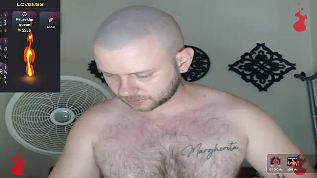 Snapshot of TONY_WHITE_7 chatting on June 2026 12:23:01 AM TONY WHITE 7 online show from June 2026 12:23:01 AM