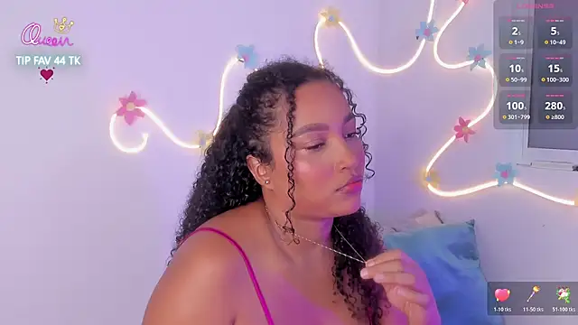 Snapshot of cloe_25 chatting on April 2026 02:09:01 AM cloe 25 online show from April 2026 02:09:01 AM