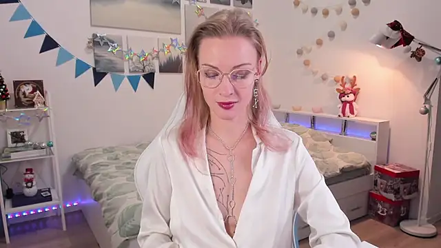 MissRightX online show from December 2024 02:39:02 PM