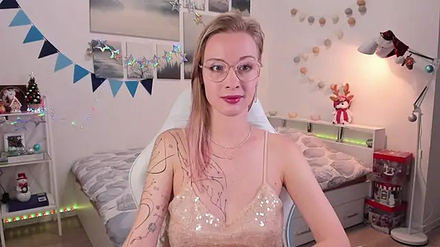 MissRightX online show from December 2024 10:22:02 AM