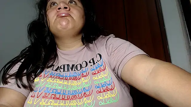 Snapshot of Van3orgasm4me chatting on April 2026 03:34:02 PM Van3orgasm4me online show from April 2026 03:34:02 PM