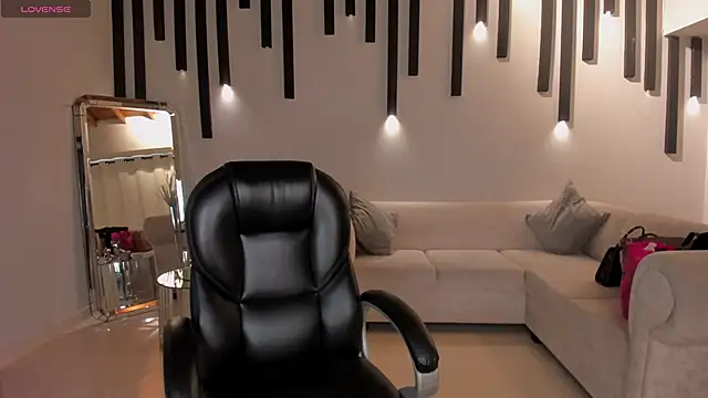 Snapshot of LexieWayne chatting on March 2025 07:49:02 PM LexieWayne online show from March 2025 07:49:02 PM