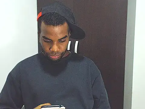 Rene hotman online show from March 2025 07:17:01 PM