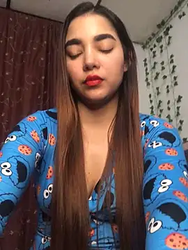 Snapshot of DulceChloe99 chatting on December 2024 03:15:01 AM DulceChloe99 online show from December 2024 03:15:01 AM