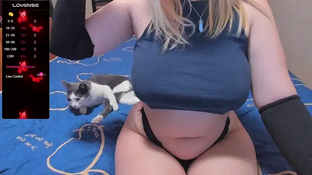 Snapshot of eva_zero chatting on September 2025 11:32:01 AM eva zero online show from September 2025 11:32:01 AM