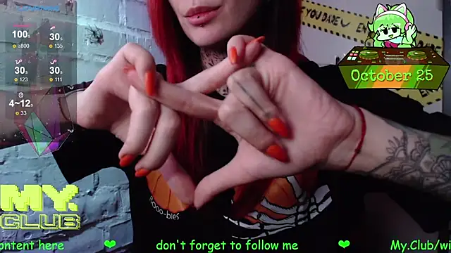 Snapshot of Witch_Emma chatting on October 2025 08:58:01 PM Witch Emma online show from October 2025 08:58:01 PM