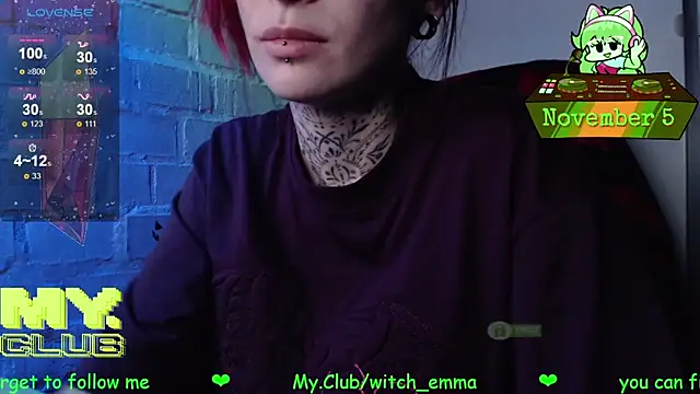 Snapshot of Witch_Emma chatting on November 2025 07:52:02 AM Witch Emma online show from November 2025 07:52:02 AM