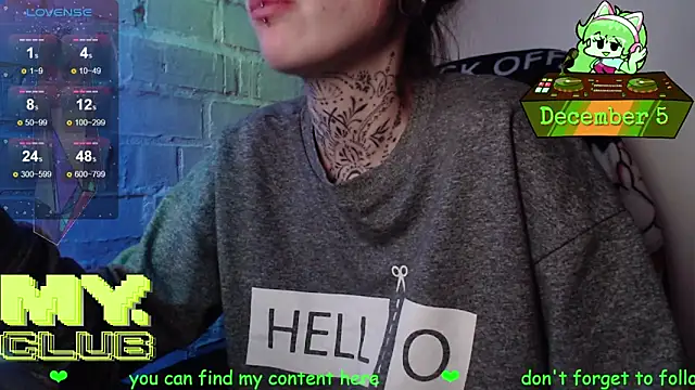 Snapshot of Witch_Emma chatting on December 2025 04:14:02 PM Witch Emma online show from December 2025 04:14:02 PM