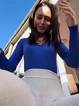 Snapshot of Zeyna1 chatting on January 2025 01:42:01 PM Zeyna1 online show from January 2025 01:42:01 PM