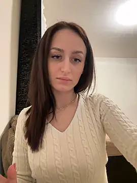 Snapshot of Zeyna1 chatting on March 2025 05:18:01 PM Zeyna1 online show from March 2025 05:18:01 PM