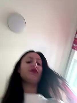 Snapshot of Zeyna1 chatting on October 2025 10:02:01 AM Zeyna1 online show from October 2025 10:02:01 AM