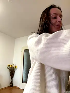 Snapshot of Zeyna1 chatting on October 2025 01:21:01 PM Zeyna1 online show from October 2025 01:21:01 PM