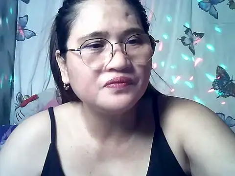 Snapshot of Amazing_Angel22 chatting on March 2026 02:11:02 PM Amazing Angel22 online show from March 2026 02:11:02 PM