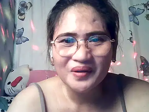 Snapshot of Amazing_Angel22 chatting on March 2026 03:51:01 PM Amazing Angel22 online show from March 2026 03:51:01 PM