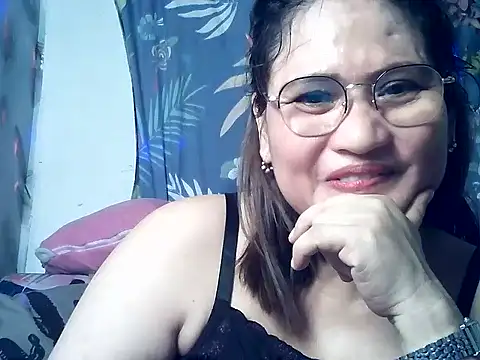 Snapshot of Amazing_Angel22 chatting on April 2026 09:48:01 AM Amazing Angel22 online show from April 2026 09:48:01 AM