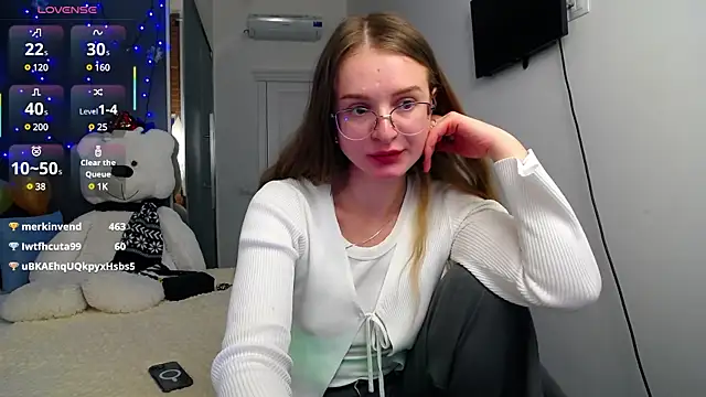 KateJonson online show from February 2025 05:54:02 PM