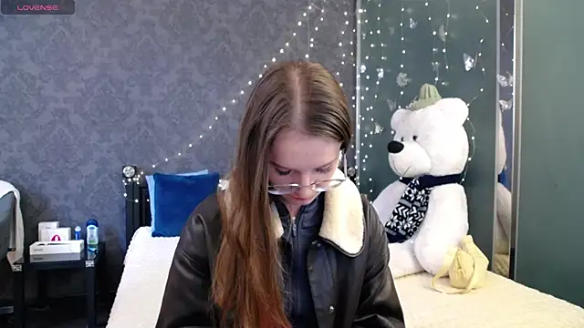 Snapshot of KateJonson chatting on March 2026 01:14:02 PM KateJonson online show from March 2026 01:14:02 PM