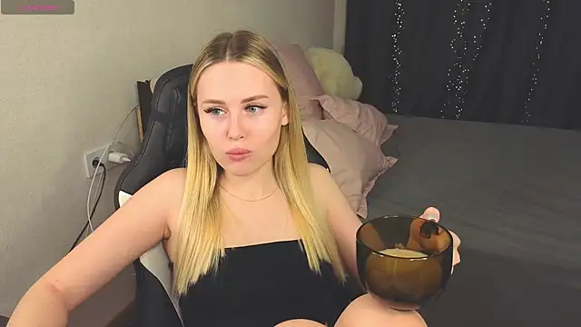 Snapshot of Alenca_hot_sex chatting on December 2024 07:11:01 PM Alenca hot sex online show from December 2024 07:11:01 PM