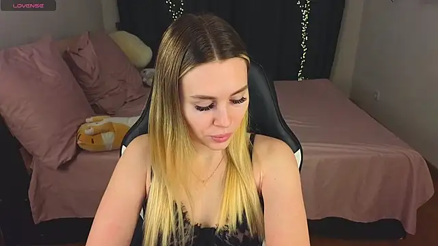 Snapshot of Alenca_hot_sex chatting on February 2025 02:58:01 PM Alenca hot sex online show from February 2025 02:58:01 PM