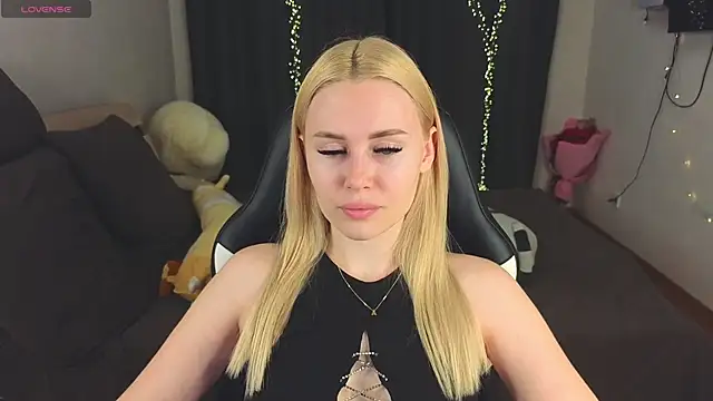 Snapshot of Alenca_hot_sex chatting on February 2025 01:51:01 PM Alenca hot sex online show from February 2025 01:51:01 PM