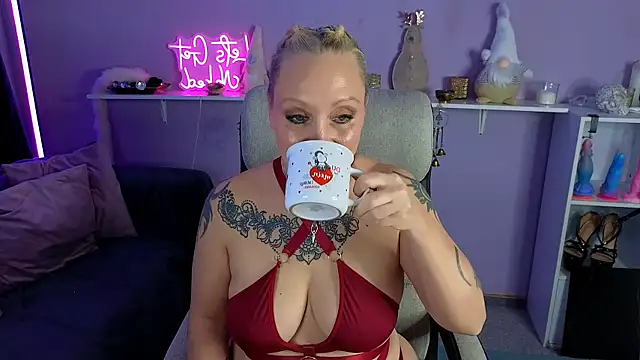 Jan ina online show from December 2025 01:53:01 PM