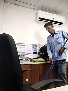 Desi Londa 143 online show from October 2025 04:10:01 AM