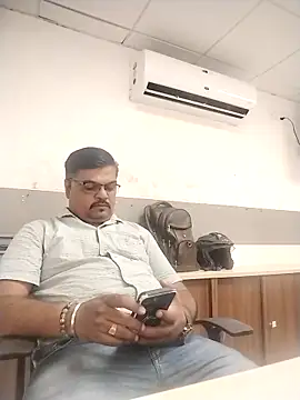 Desi Londa 143 online show from April 2026 04:00:01 AM