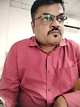 Snapshot of Desi_Londa_143 chatting on May 2026 04:31:01 AM Desi Londa 143 online show from May 2026 04:31:01 AM