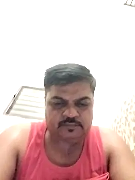 Snapshot of Desi_Londa_143 chatting on May 2026 07:19:01 PM Desi Londa 143 online show from May 2026 07:19:01 PM