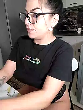 Snapshot of hot-babygirl chatting on February 2025 10:02:02 PM hot-babygirl online show from February 2025 10:02:02 PM