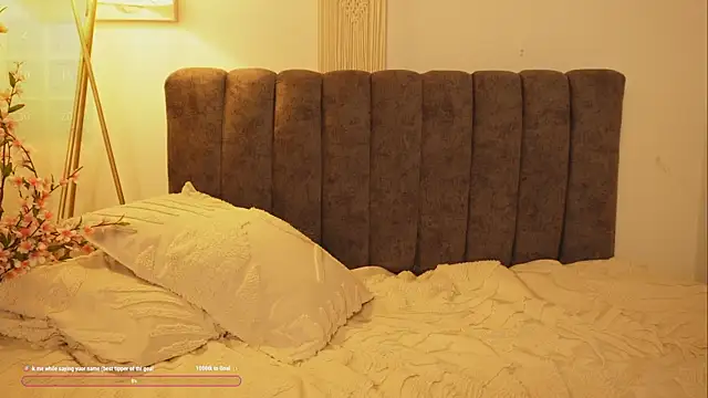 bunnycuteshy online show from September 2025 01:54:01 PM